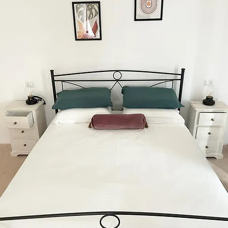 Guest house Masseria Vico 2*